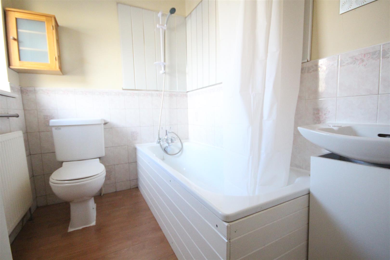 2 bedroom end terrace house To Let in Earby - IMG_5407.jpg